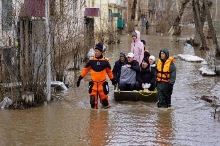 Selin Vurdugu Kazakistan Da 12 Bin Kisi Tahliye Edildi 1711955992 21 X750 (1)