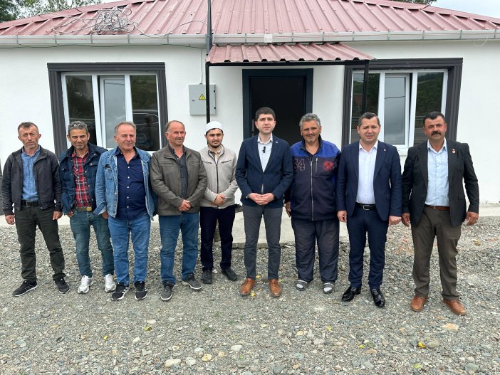 Aa 20250529 38116817 38116815 Alacam Belediyesi Barinma Ihtiyaci Bulunan Ailelere Yeni Evlerini Teslim Ediyor