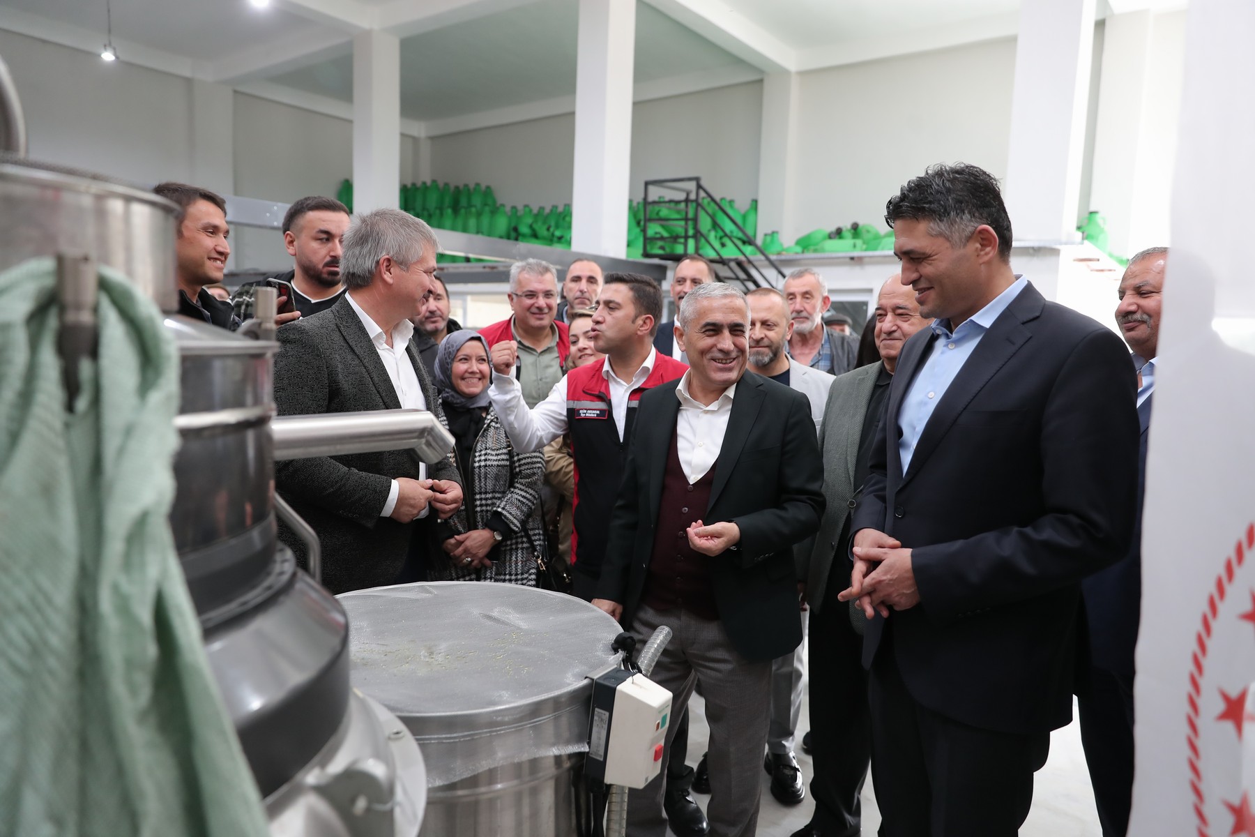 6 Aliaga’da Zeytinin Bereketi 4.Zeytin Hasat Senligi’nde Kutlandı