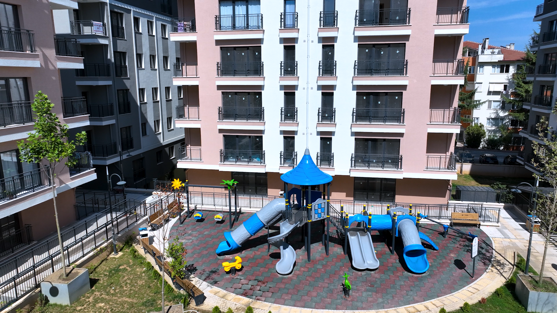 İstanbul Üsküdar Özevi̇m Yarisi Bi̇zden F3