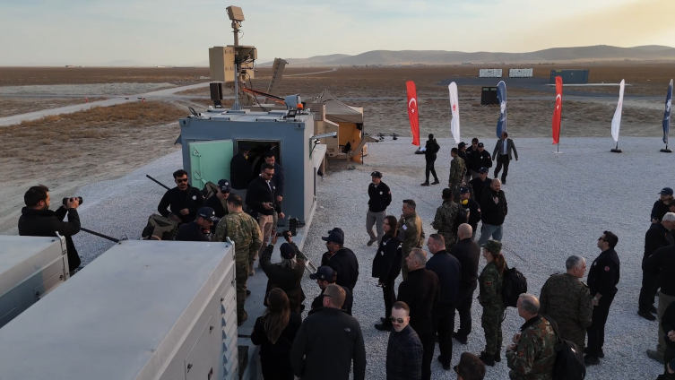 M K E N I N U R E T T I G I T O L G A H A V A S A V U N M A S I 305404 Media2