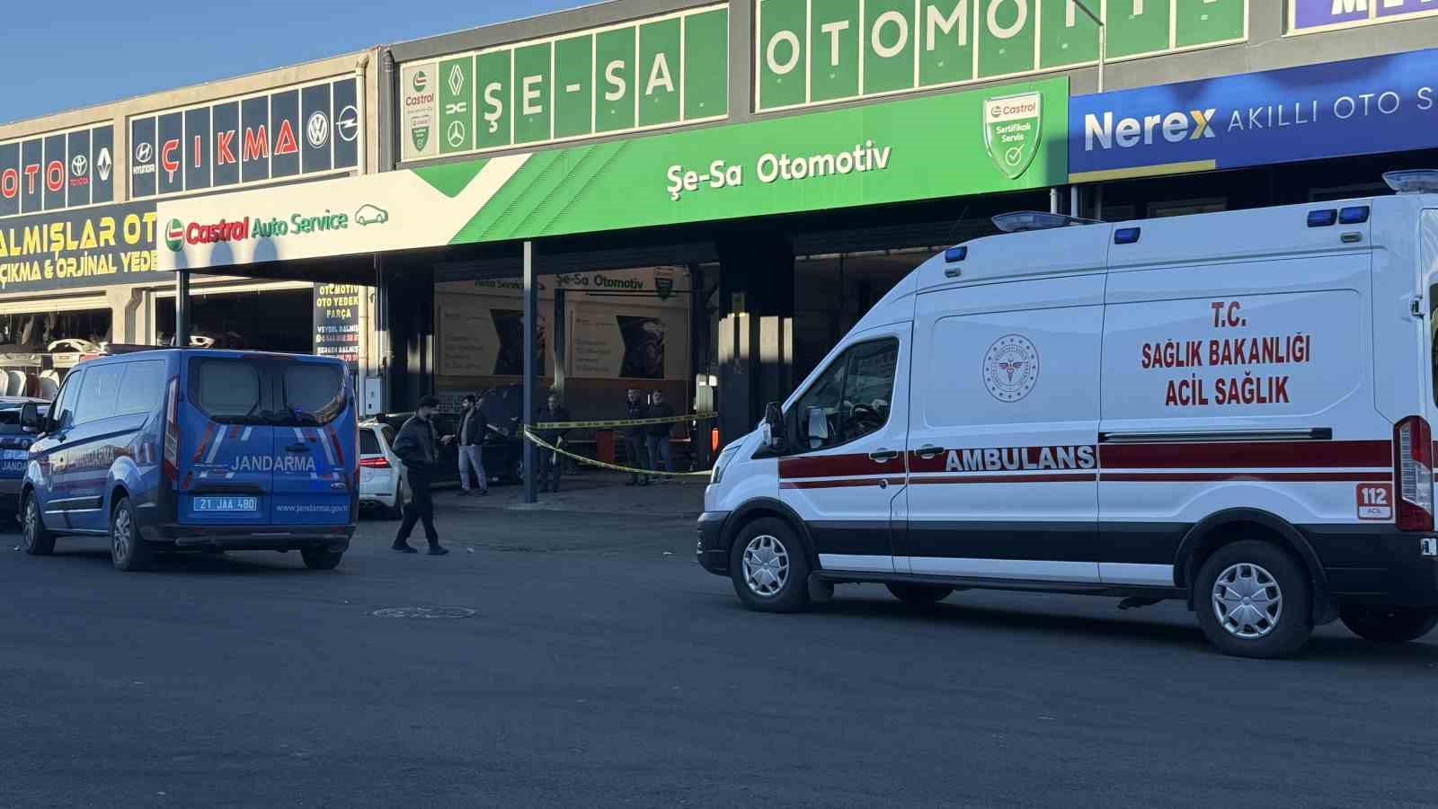 Diyarbakır’da alacak-verecek kavgası: 4 kişi yaralandı