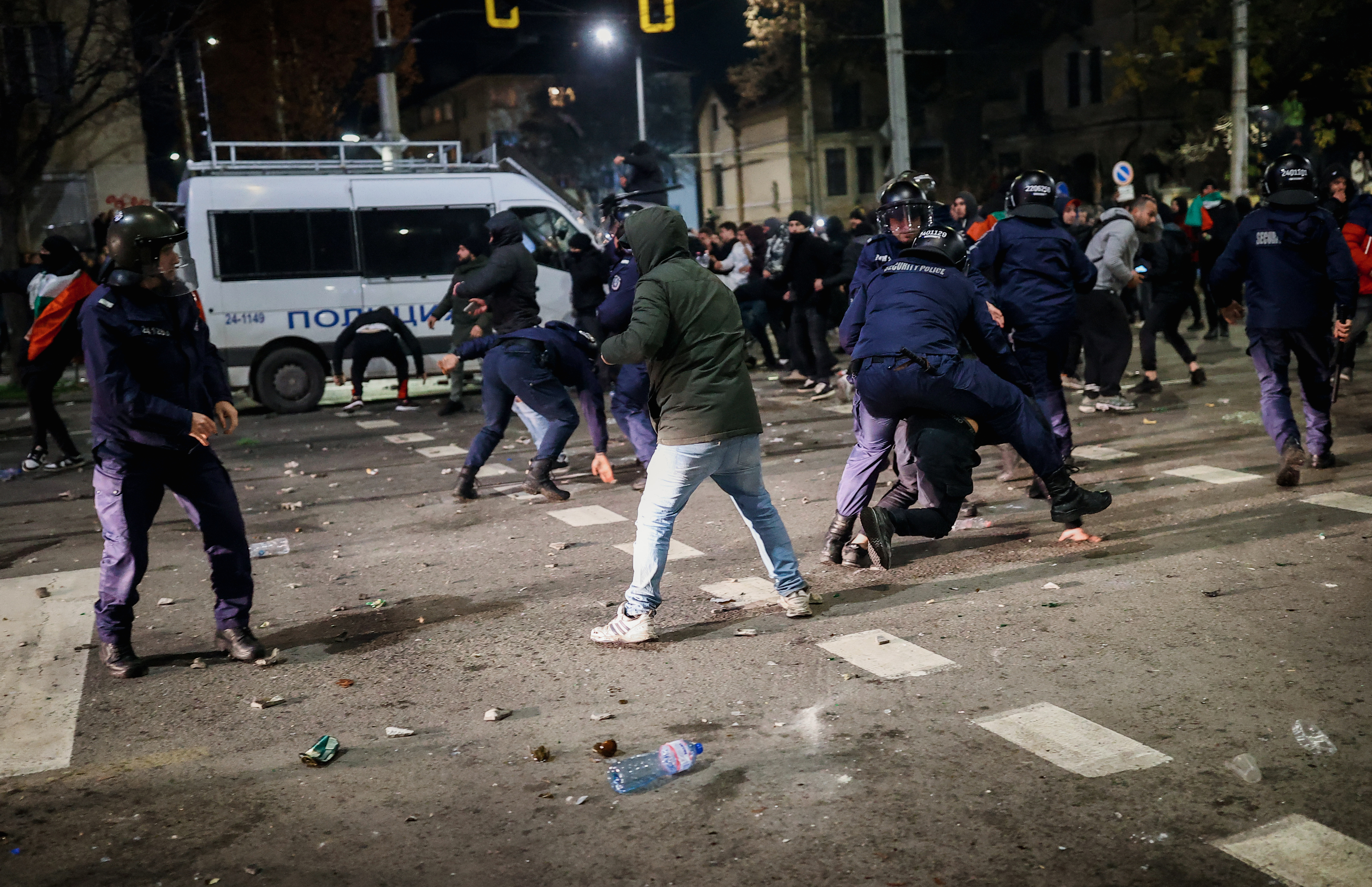 A A 20251201 39865552 39865541 B U