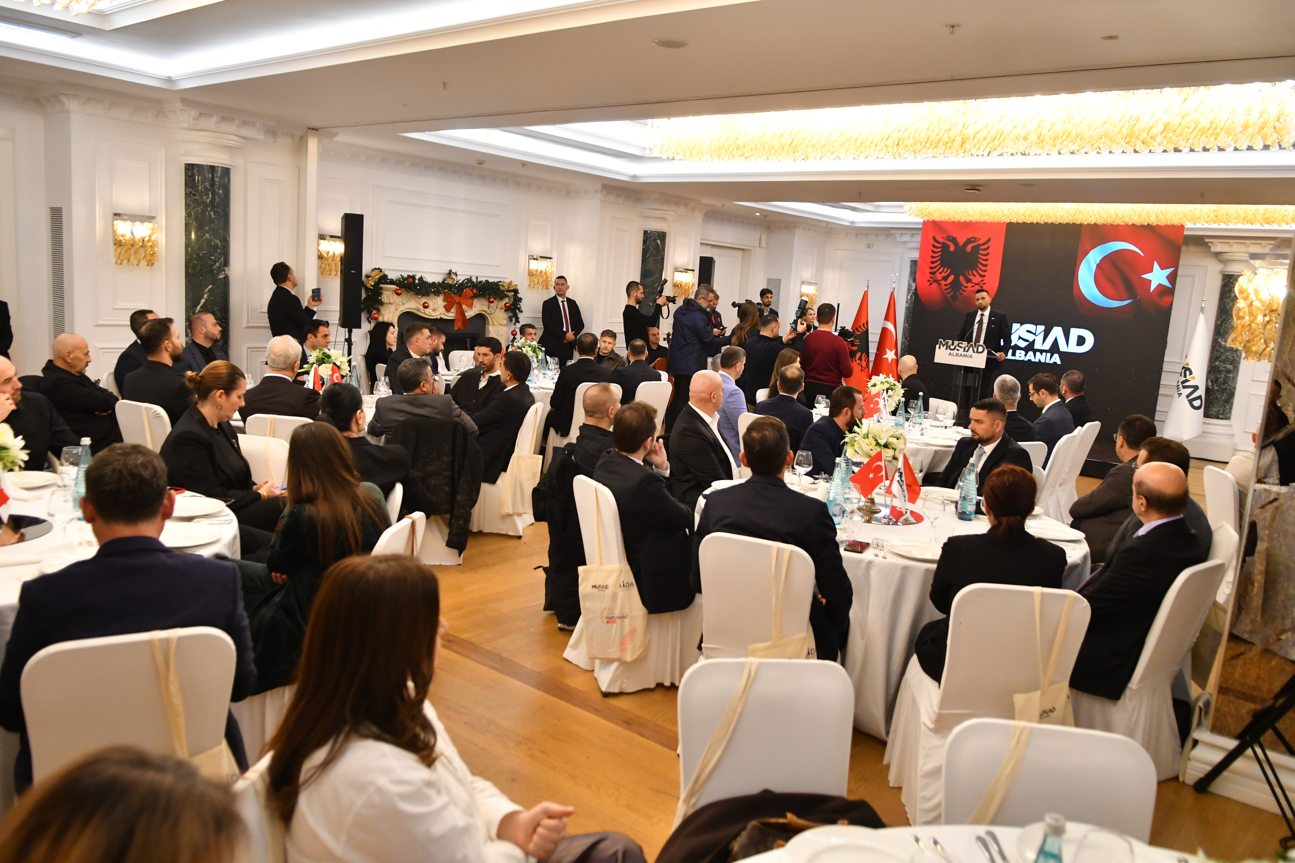 A A 20251216 40001146 40001141 A R N A V U T L U K C U M H U R B A S K A N I B E G A J T U R K I Y E I L E I L I S K I L E R I N I N M U K E M M E L V E I S T I K R A R L I O L D U G U N U S O Y L E D I