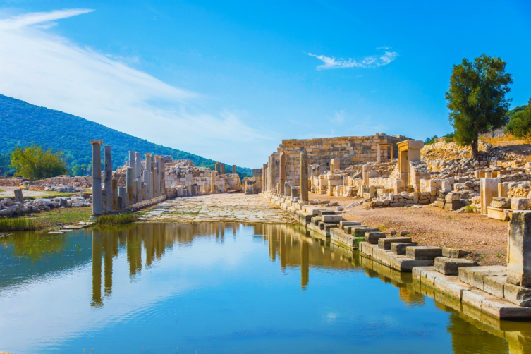 Antalya Los Angeles Ve Dubai̇’yi̇ Geçti̇, Dünyanin En İyi̇ 5 Turi̇zm Desti̇nasyonu Arasina Gi̇rdi̇ (1)