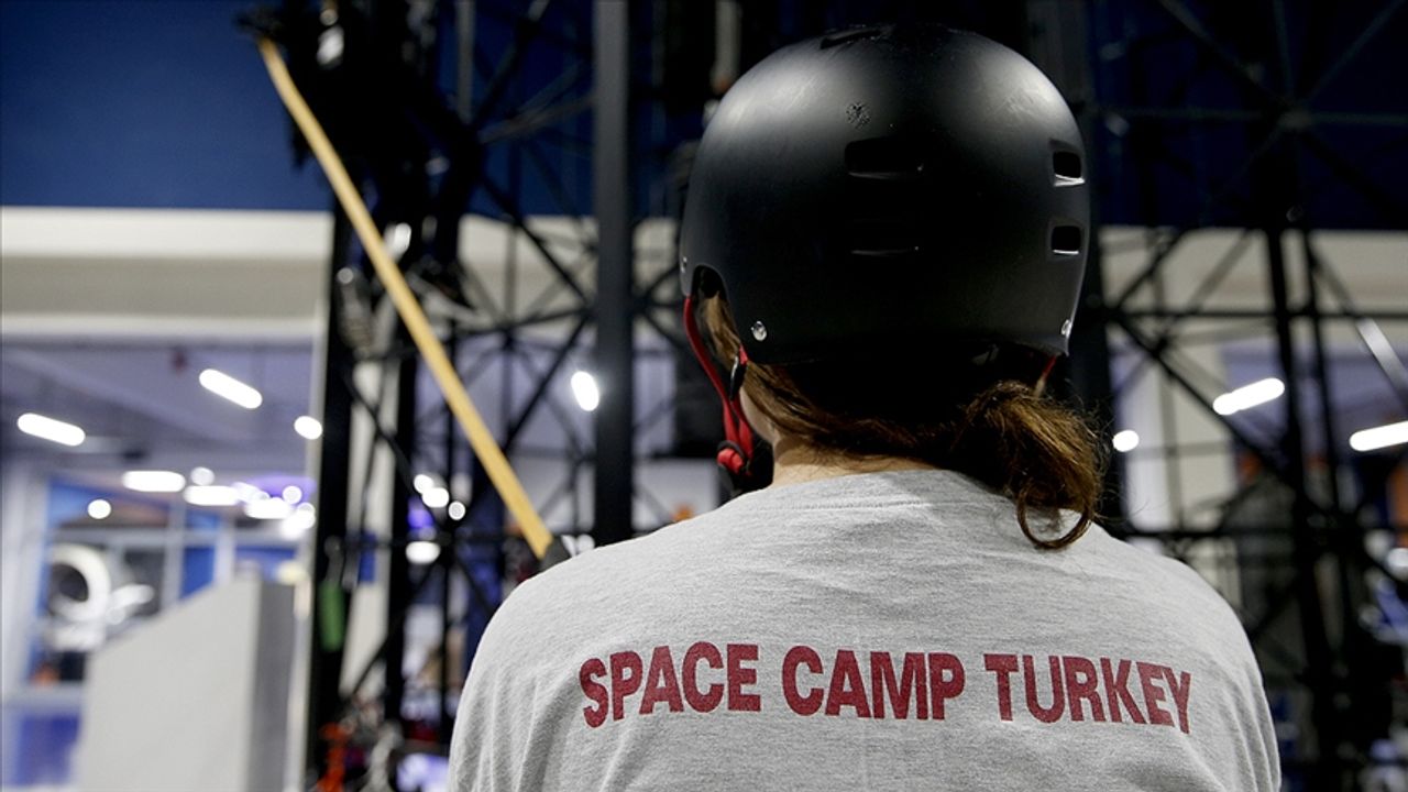 Uzay Kampı Türkiye'de, salgında 12 bin öğrenciye çevrim içi eğitim verildi