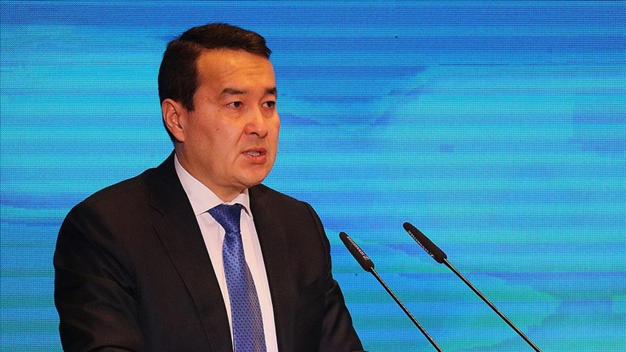 Kazakistan Başbakanı İsmailov: "Ülkemiz 2060'a kadar karbon nötr olma hedefi belirledi"