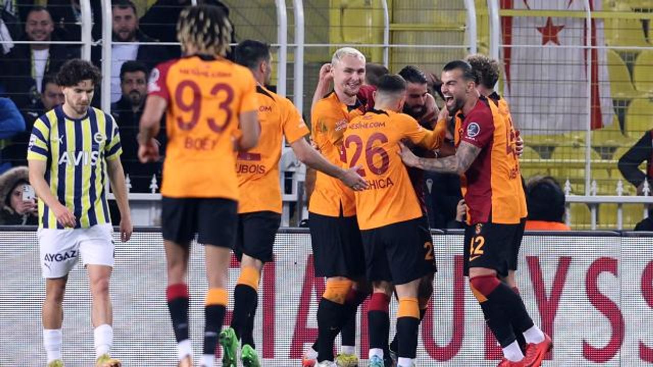 Galatasaray Kadıköy'de üç golle kazandı