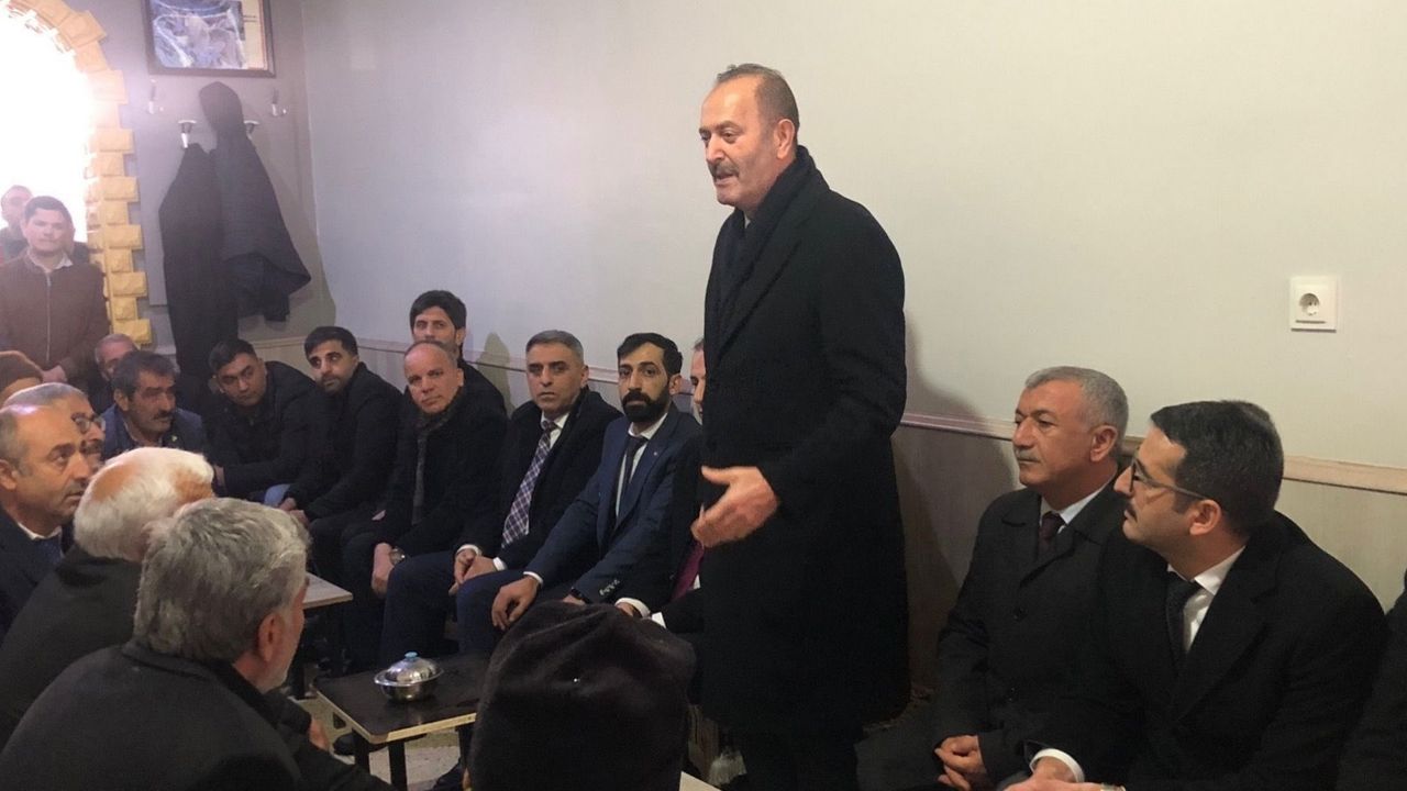 MHP'li Osmanağaoğlu: Türk asrının yolu birlik ve dirlik içinde aynı hedefe giden milletimizden aldığımız güçten geçmektedir