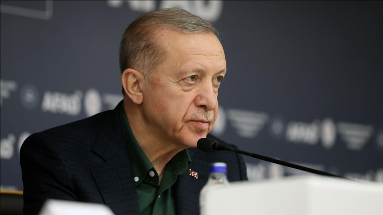 Cumhurbaşkanı Erdoğan, telefonla aradığı Bakan Karaismailoğlu'ndan Adıyaman'daki çalışmalar hakkında bilgi aldı