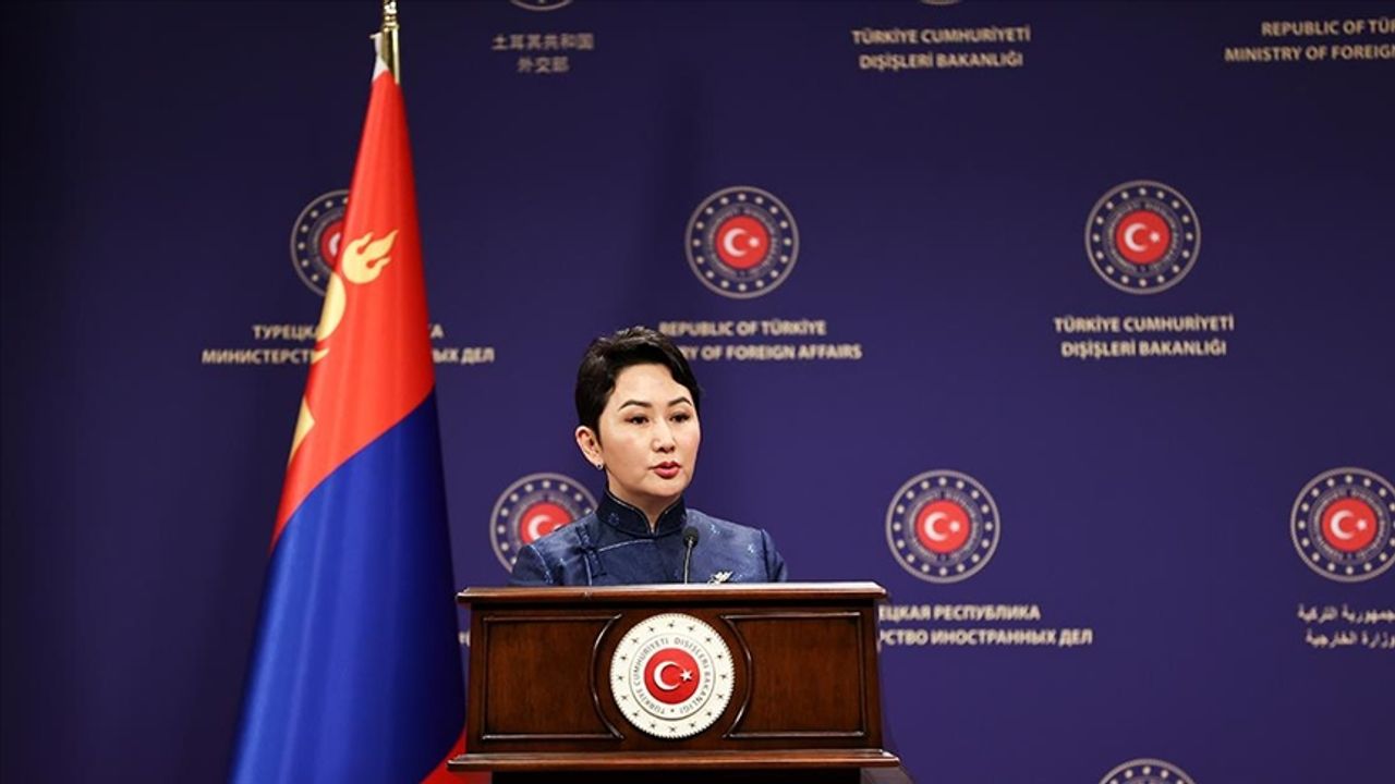 Moğolistan Dışişleri Bakanı Battsetseg: Türkiye'nin insani diplomasi faaliyetinin topluma gösterdiği katkı kanıtlandı