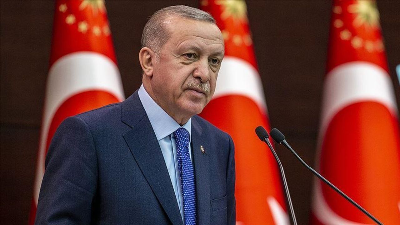 Cumhurbaşkanı Erdoğan: Deprem bölgesinde konutlar 3 veya 4 katlı, 3 oda 1 salon olarak hak sahiplerine verilecek