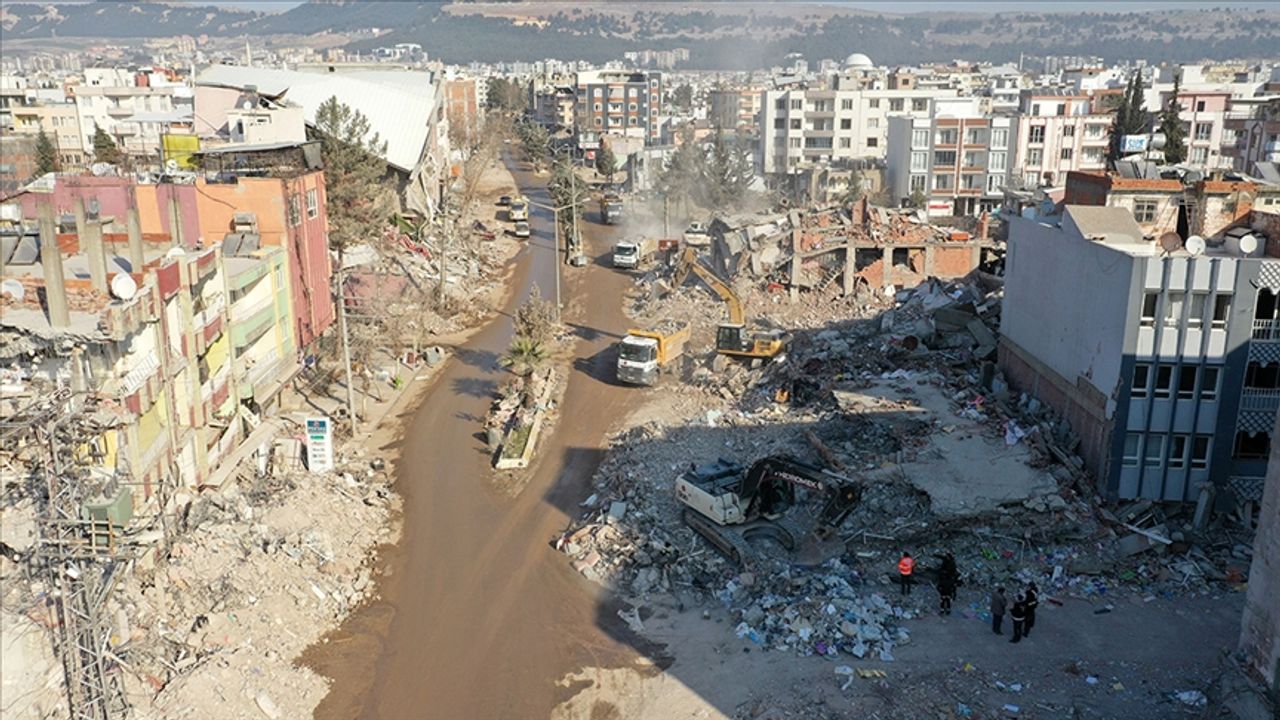 Kahramanmaraş merkezli depremlerde yıkılan binalarla ilgili tutuklananların sayısı 218'e yükseldi