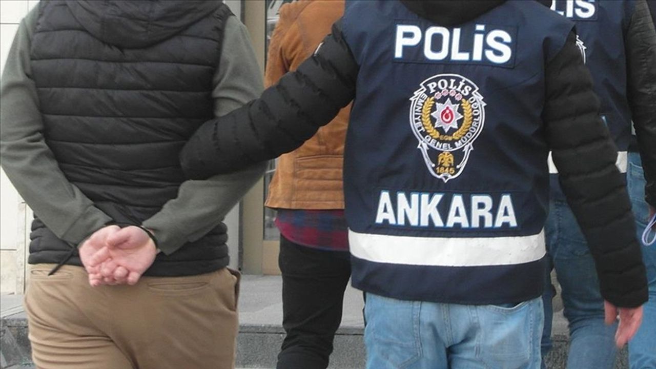 Ankara'da FETÖ soruşturmasında 13 şüpheli hakkında gözaltı kararı verildi