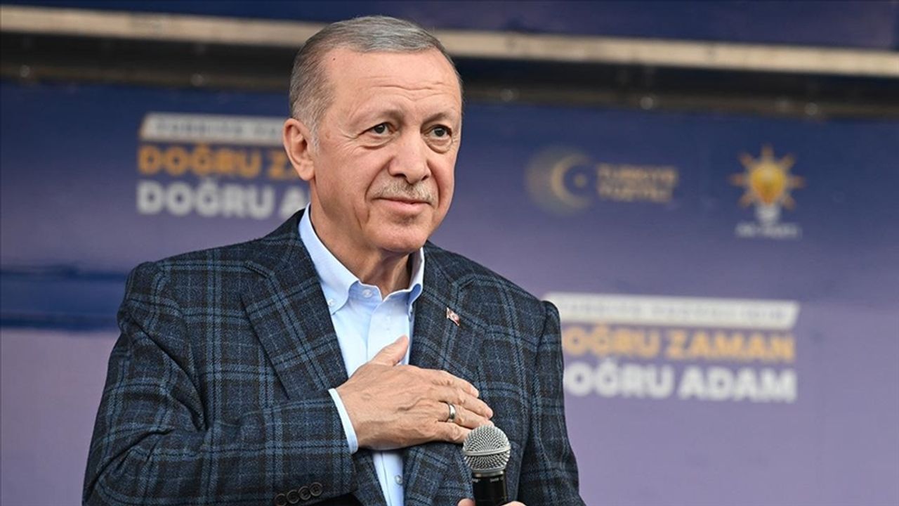 Cumhurbaşkanı Erdoğan: Kurtuluşun ve kuruluşun şehri İzmir şimdi de Türkiye Yüzyılı'na hazırlanıyor