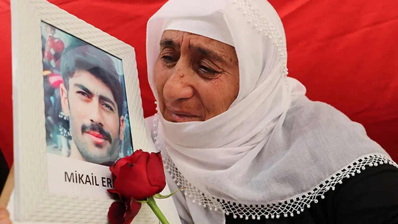 Diyarbakır Anneleri "Anneler Günü"nde Evlatlarına Kavuşmak İstiyor