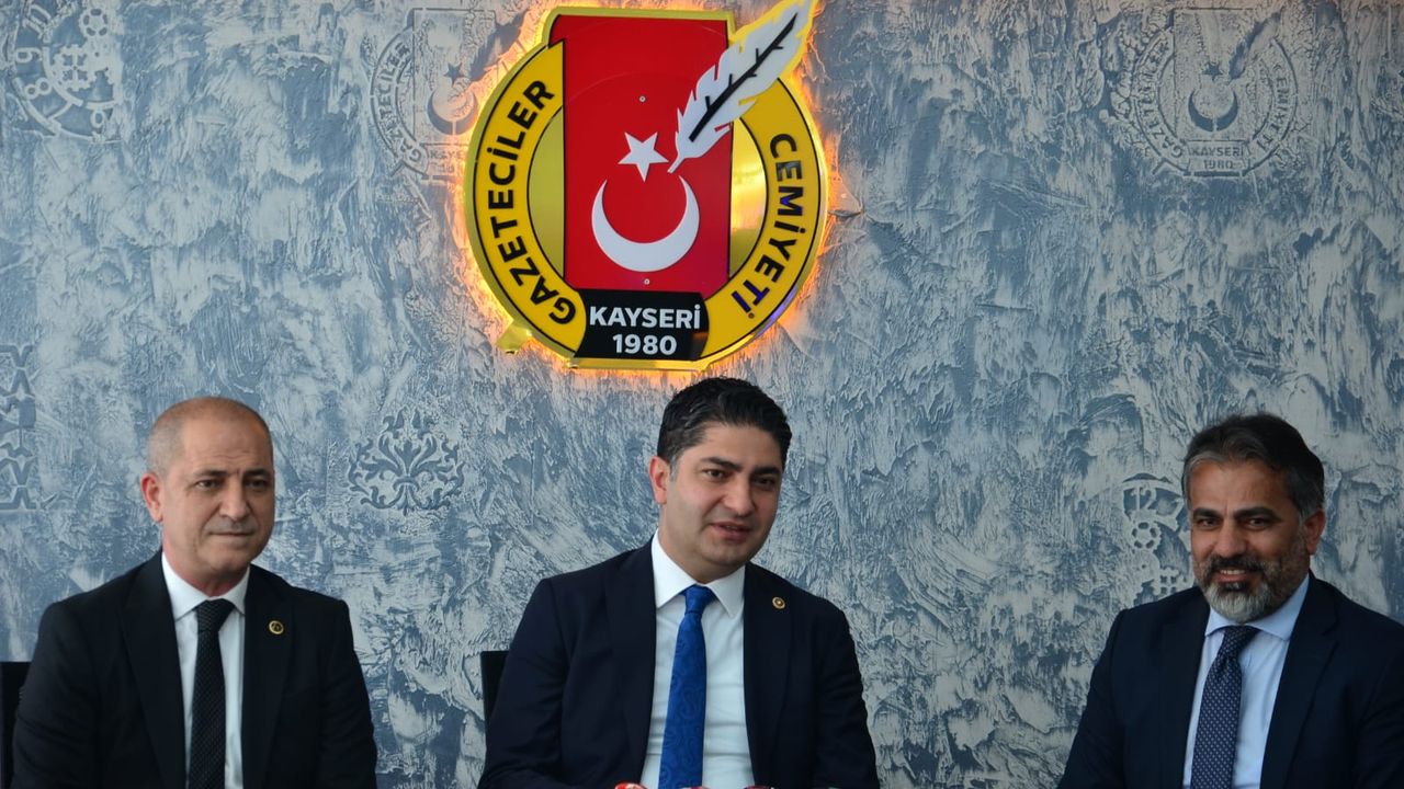 MHP'li Özdemir: Türkiye son 5 yılda küresel gelişmenin seyrini etkiledi
