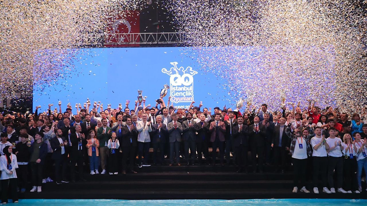 İstanbul Gençlik Oyunları'nın ödül töreni gerçekleştirildi
