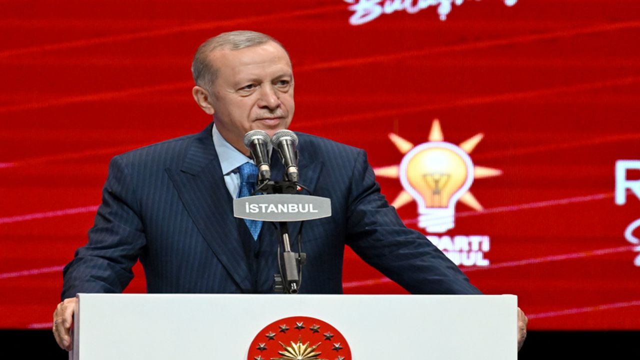 Cumhurbaşkanı Erdoğan: ABD'li yetkililer, Türkevi'ne saldıran teröristi bulmanız gerekiyor