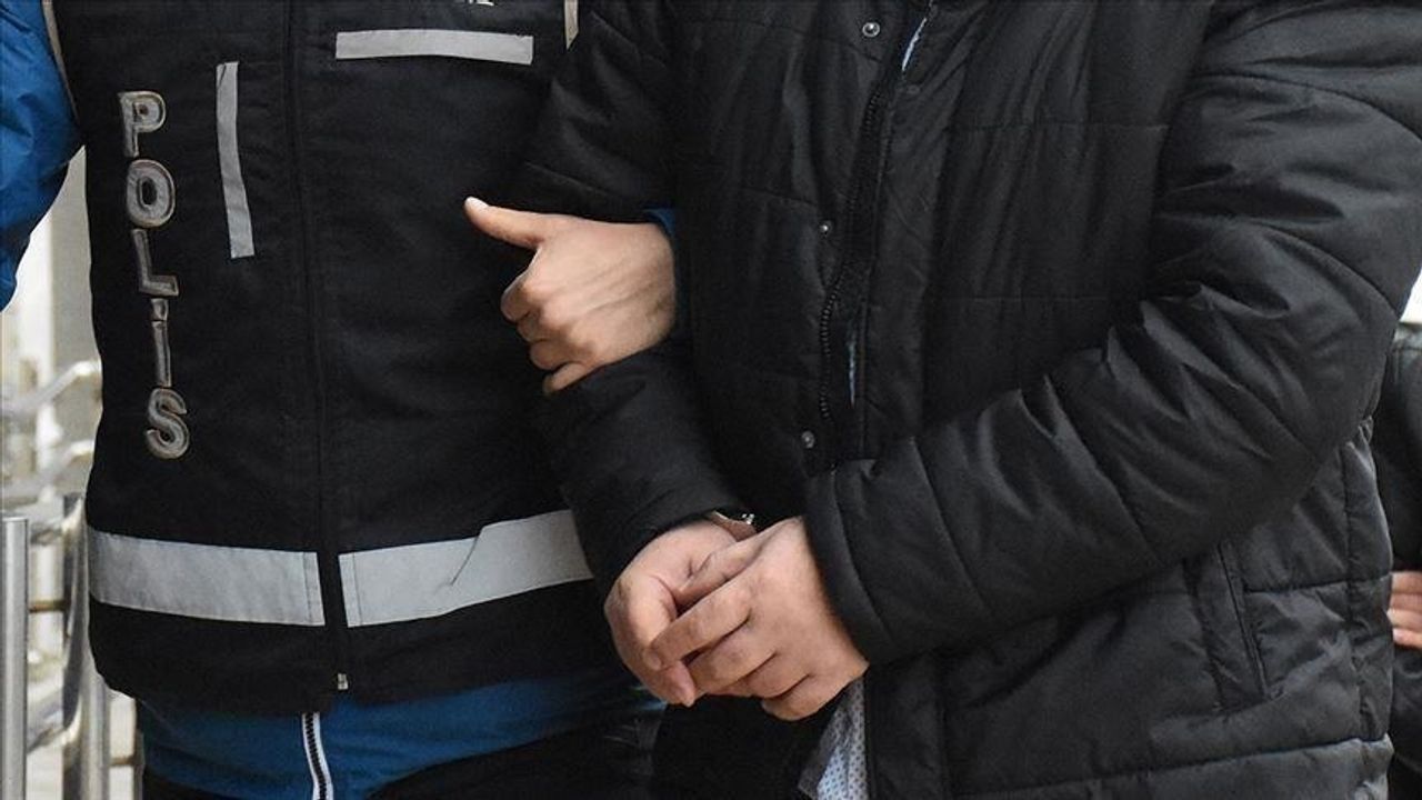 Ankara merkezli FETÖ operasyonunda 9 şüpheli hakkında gözaltı kararı