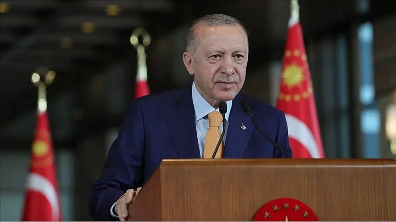 Cumhurbaşkanı Erdoğan: Önümüzdeki pazar yapılacak seçimlerde de inanıyorum ki halkım güçlü Türk demokrasisini gösterecek