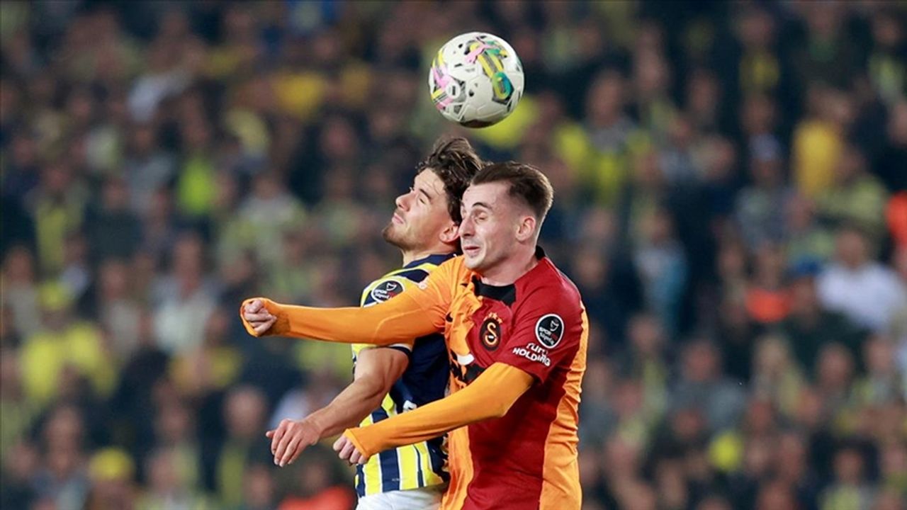 Galatasaray içeride, Fenerbahçe dışarıda etkili