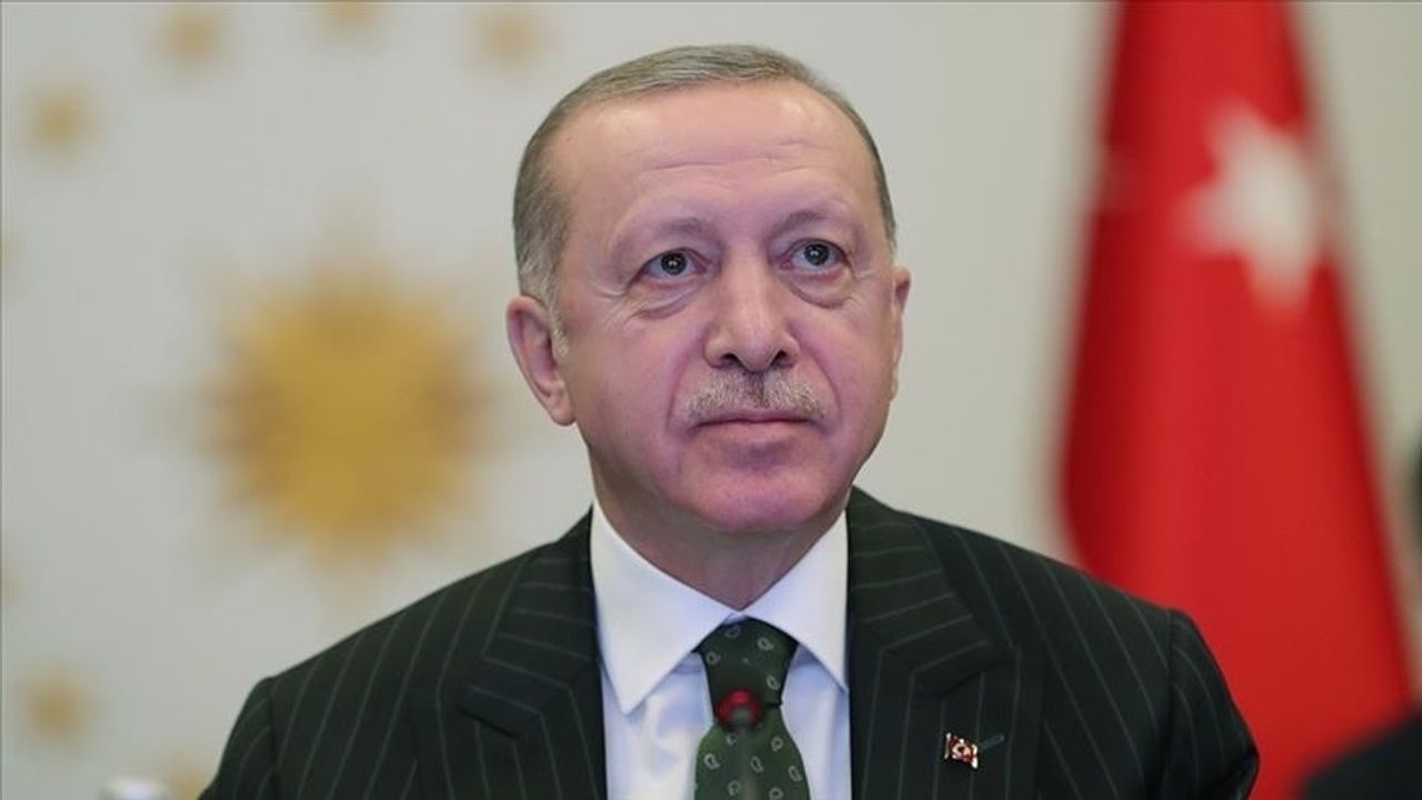 Cumhurbaşkanı Erdoğan'dan MHP Lideri Devlet Bahçeli'ye tebrik