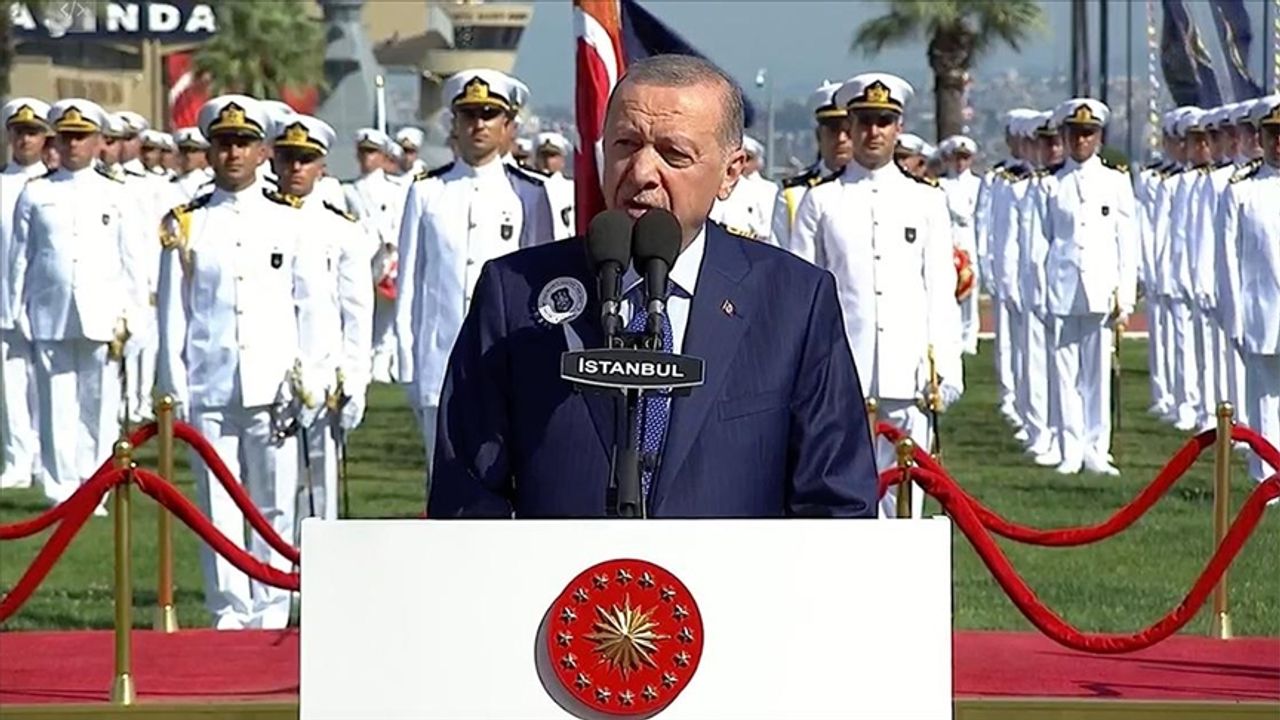 Cumhurbaşkanı Erdoğan: Türkiye askeri, diplomatik, ekonomik ve siyasi hamleleriyle kendinden söz ettiriyor
