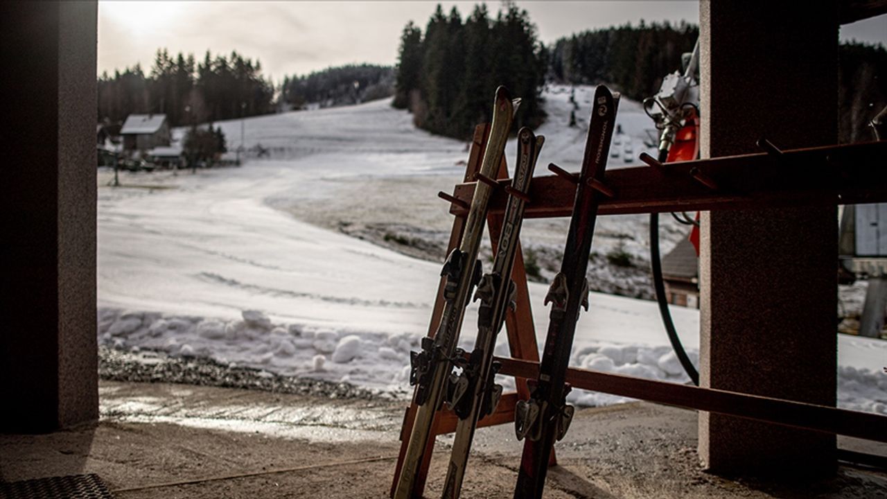 Sıcaklık artışları nedeniyle Türkiye ve Avrupa'daki kayak merkezlerinin neredeyse tamamı yüksek risk altında
