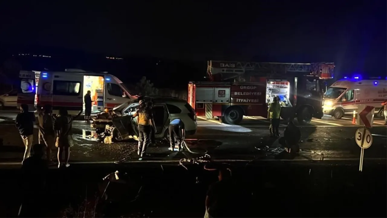 Nevşehir'de Cip ile Otomobil Kafa Kafaya Çarpıştı: 4 Ölü, 2 Ağır Yaralı
