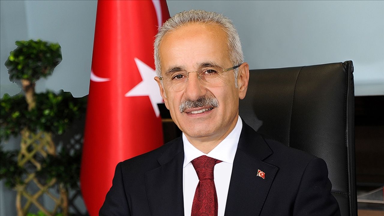 Bakan Uraloğlu: Türkiye, muasır medeniyetler seviyesinin üzerine çıkma yolunda kararlı ve emin adımlarla ilerliyor