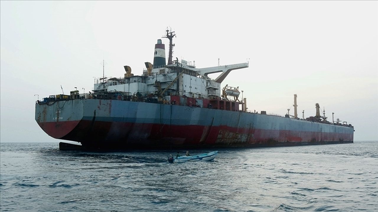 ABD'nin Yemen Özel Temsilcisi: Safer tankerini kaldırılmak için 22 milyon dolara ihtiyaç var