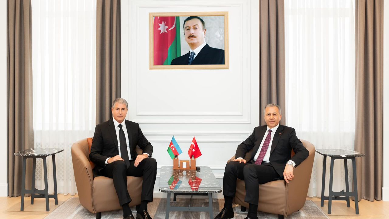 İçişleri Bakanı Yerlikaya, Azerbaycanlı mevkidaşı Eyvazov'la görüştü
