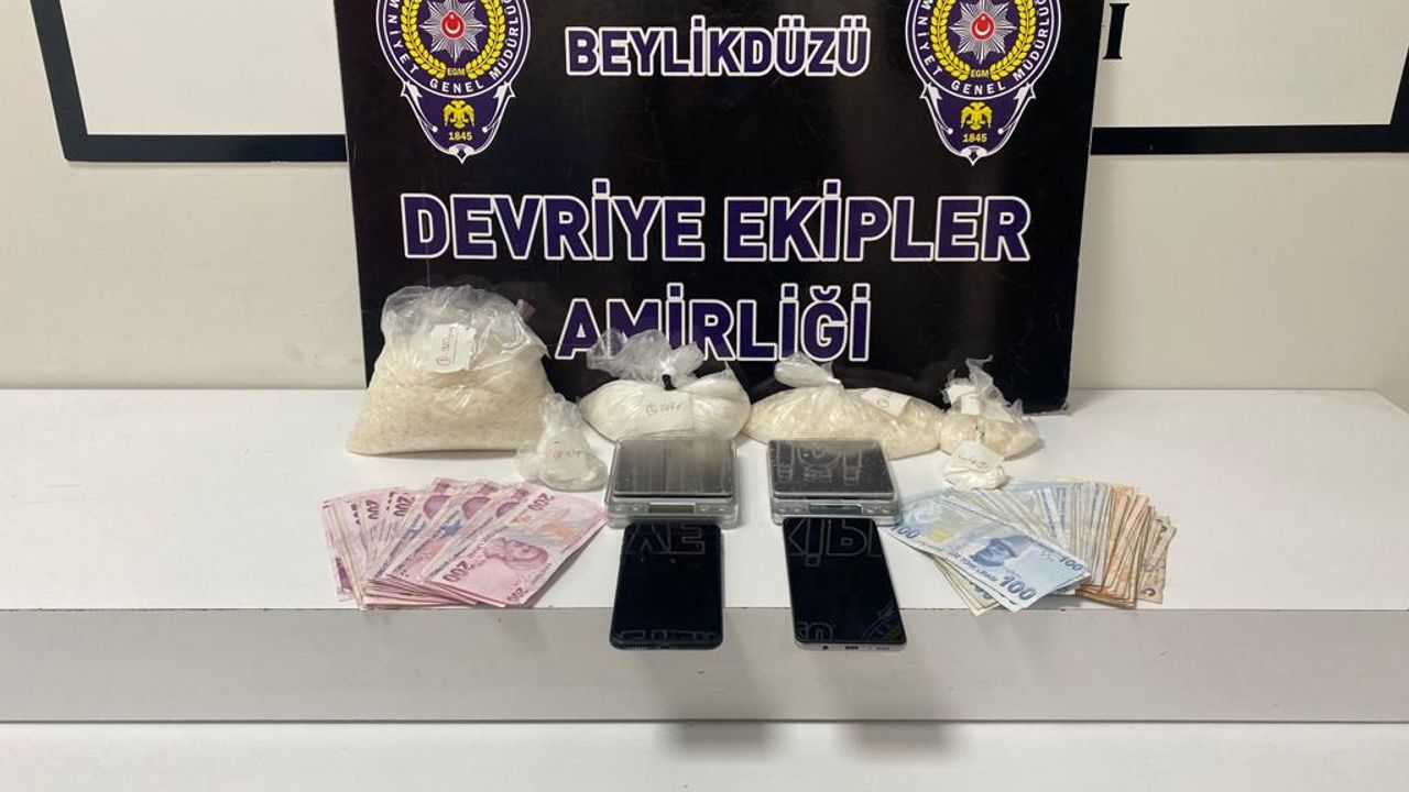 İstanbul'da uyuşturucu operasyonunda 4 şüpheli yakalandı