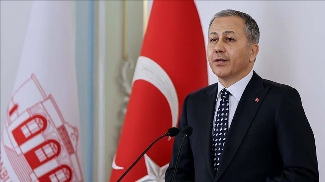 İçişleri Bakanı Yerlikaya: FETÖ bahanesiyle dolandırıcılık yaptıkları iddiasıyla 28 şüpheli gözaltına alındı