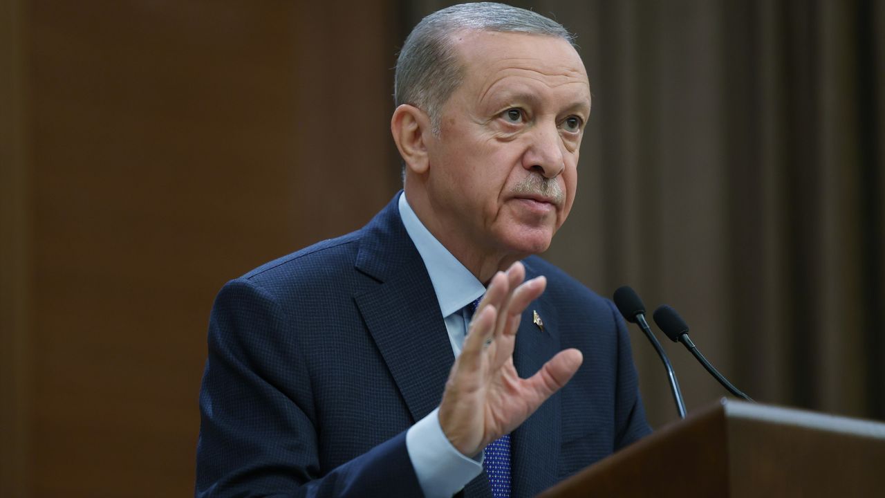 Cumhurbaşkanı Erdoğan: Gençlerimizi küresel bir bataklığın içine çekmeye çalışanların oyununu bozduk