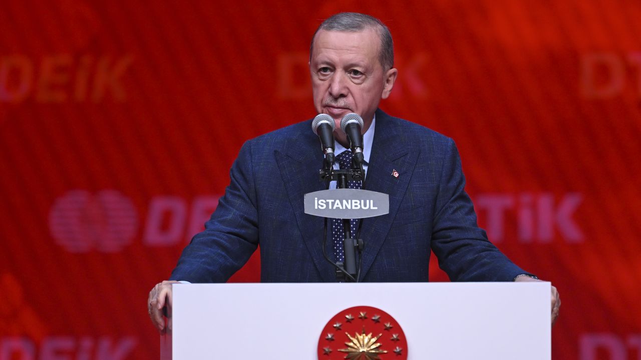 Cumhurbaşkanı Erdoğan: Türk Dünyası yeni bir uyanış, yeni bir şahlanış içindedir