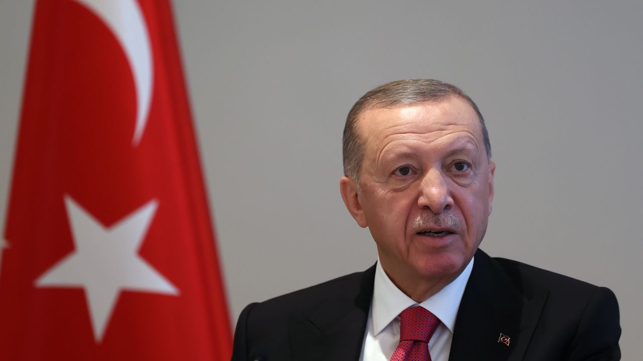 Cumhurbaşkanı Erdoğan: Teröristle müzakere olmaz, dostluk, ortaklık kurulmaz. Terörle ancak mücadele olur