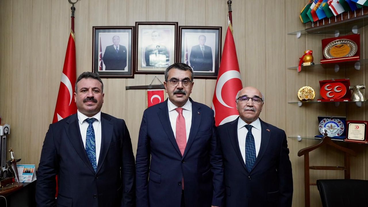 Milli Eğitim Bakanı Tekin, Osmaniye'de temaslarda bulundu