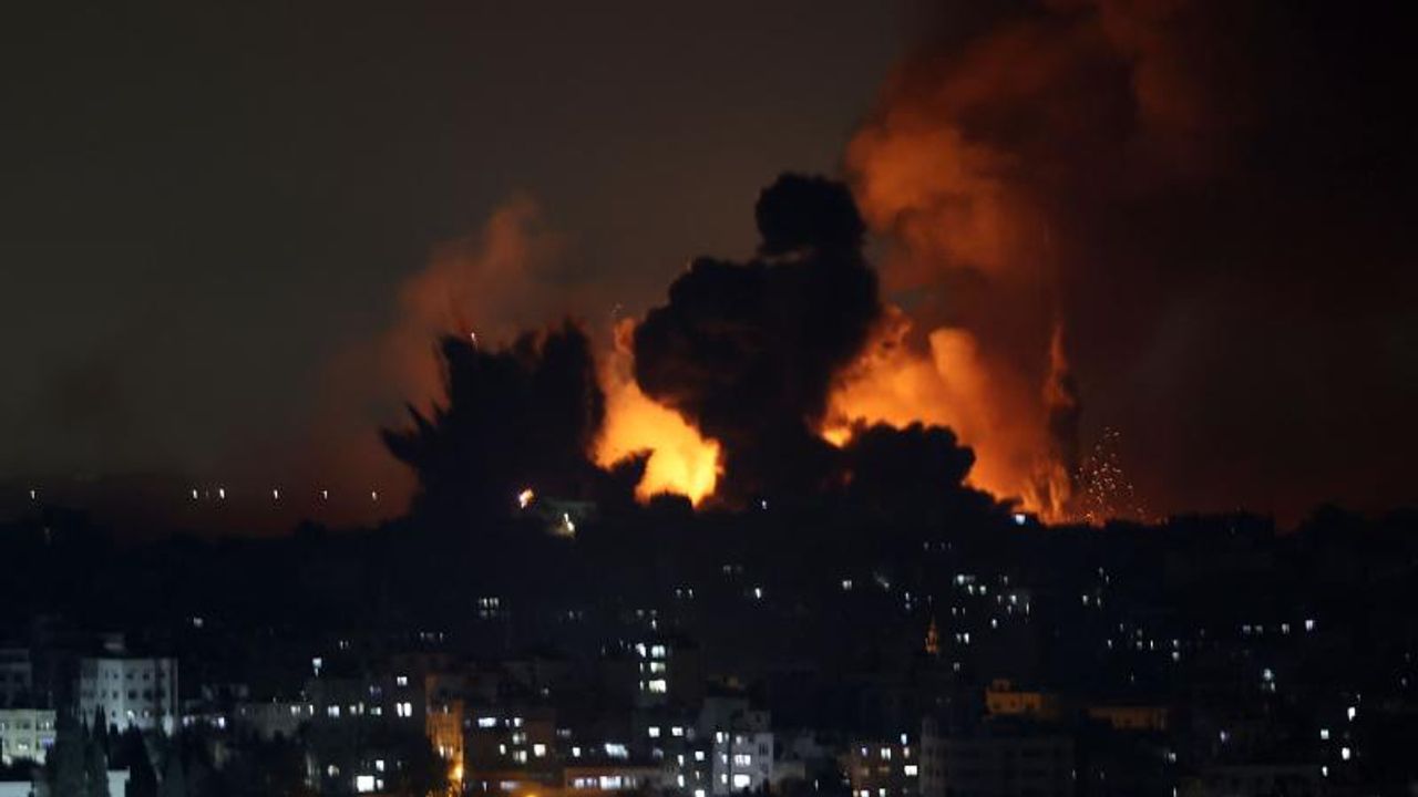 İsrail ordusu son 24 saatte Gazze’de 250 yeri hava saldırısıyla vurdu