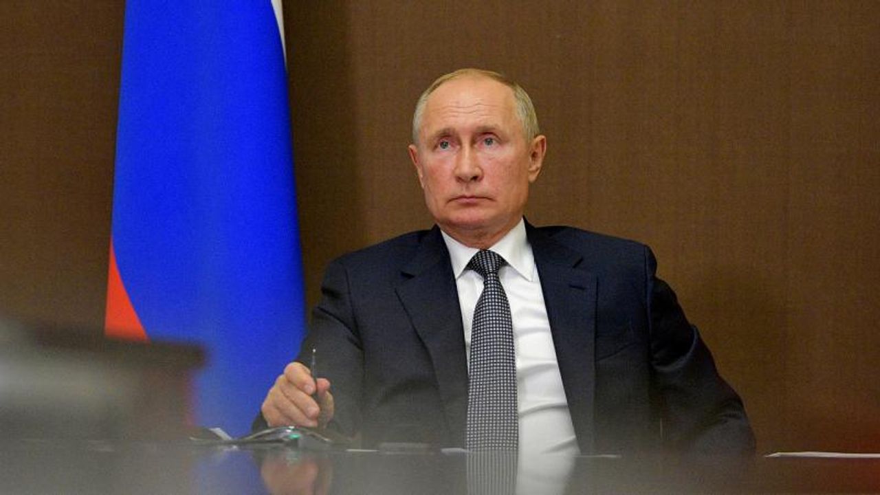 Putin 2024'te yapılacak başkanlık seçimlerine aday olacak mı?