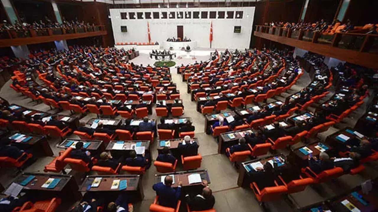 Meclis’te, ‚Kağıtsız Parlamento Projesi‘ ile yüzde 76 tasarruf sağlanacak.