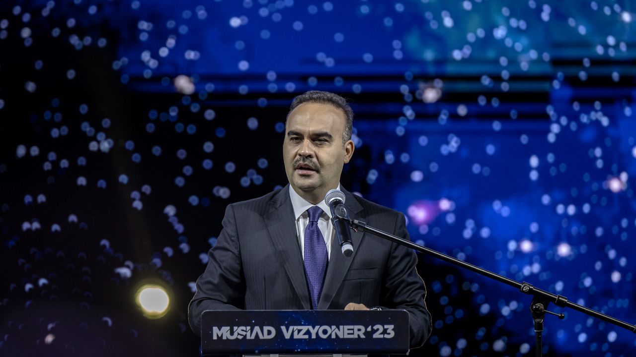 Sanayi ve Teknoloji Bakanı Kacır: Türk savunma sanayisi, bugün altın çağını yaşıyor