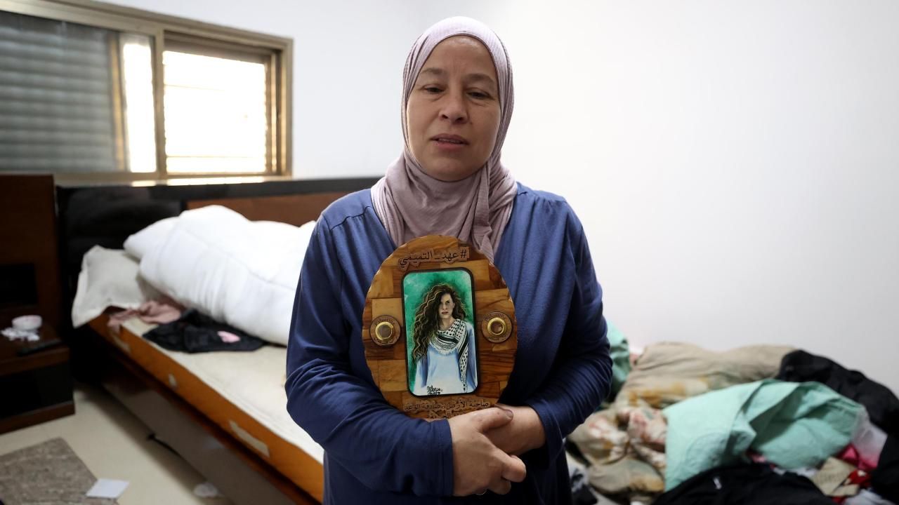 İsrail'in gözaltına aldığı Filistinli "cesur kız" Temimi'nin annesi: Binlerce genç ölüm tehdidi alıyor