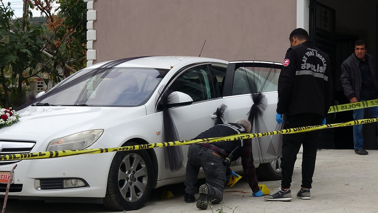 Burdur’da düğünde damat kazayla gelin arabasının şoförünü vurdu