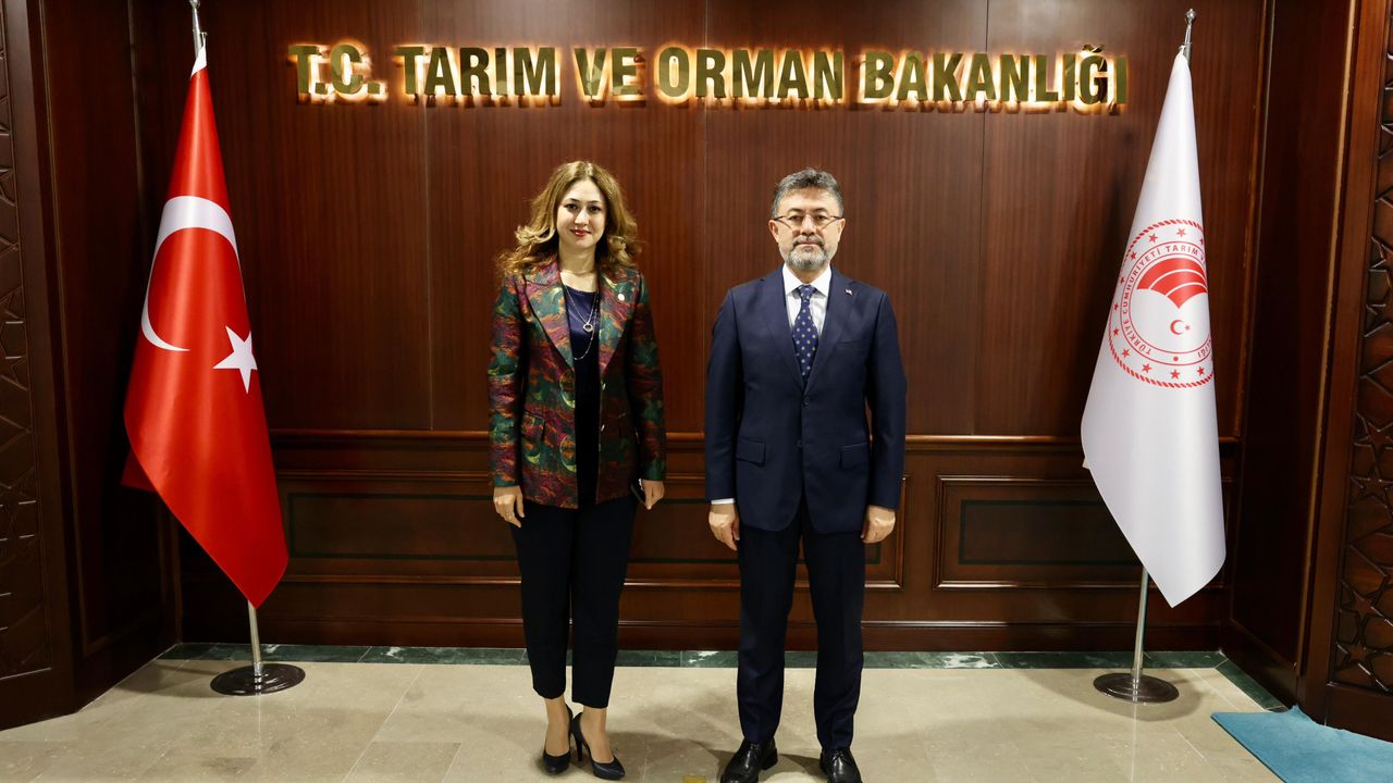 MHP Kahramanmaraş Milletvekili Dora'dan Tarım ve Orman Bakanı İbrahim Yumaklı'ya ziyaret