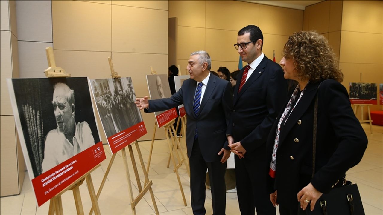 Azerbaycan'da "Türkiye'nin Uzun Hikayesi: Cumhuriyet'in ilk Yüzyılı" fotoğraf sergisi açıldı