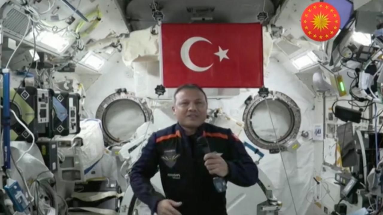Alper Gezeravcı'yı taşıyan Uluslararası Uzay İstasyonu Türkiye'nin üzerinden geçecek
