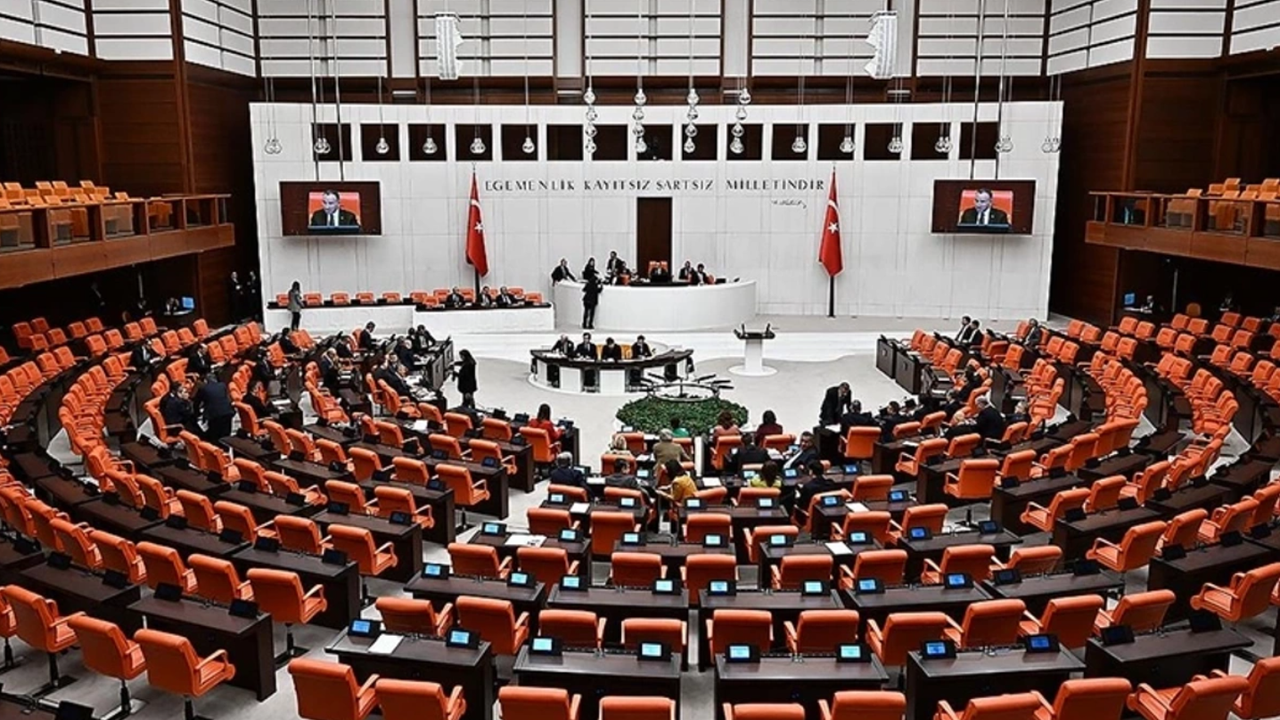 "Terörle Mücadelede Türkiye Büyük Millet Meclisi'nin Tavizsiz Desteğine Dair Karar" Resmi Gazete'de