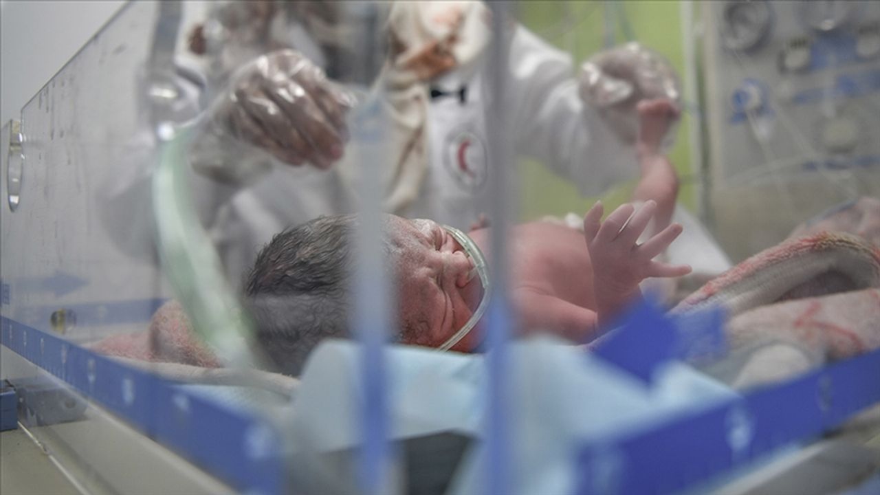 UNICEF, 7 Ekim'den bu yana Gazze Şeridi'nde 20 bin çocuğun doğduğunu bildirdi